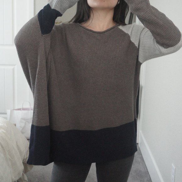 Silence + Noise Asymmetrical Color Block Sweater - Picture 4 of 7